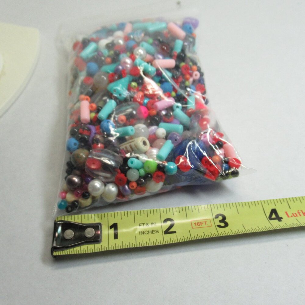 Assorted Beads - Picture 5 of 7